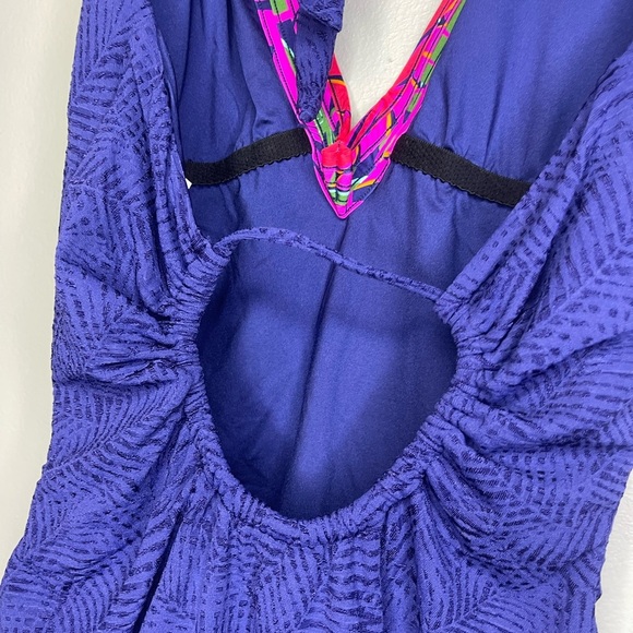 Trina Turk Navy One Piece with Multicolor V-Neck - Picture 6 of 7